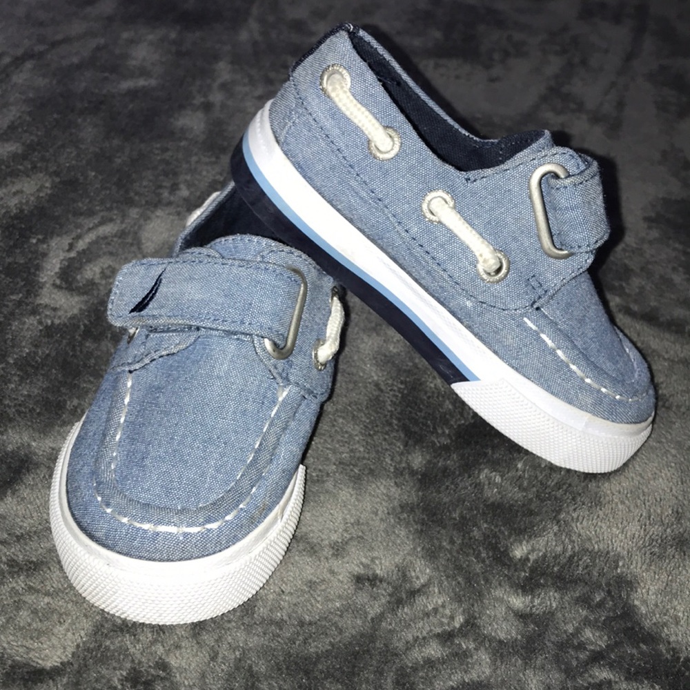 Like new kids shoes.